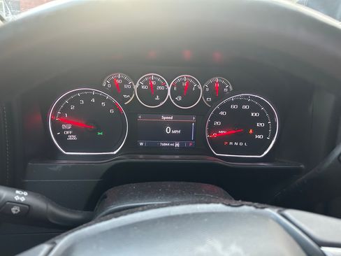 Used 2019 Chevrolet Silverado 1500 LT Trail Boss w/ Convenience Package image 5