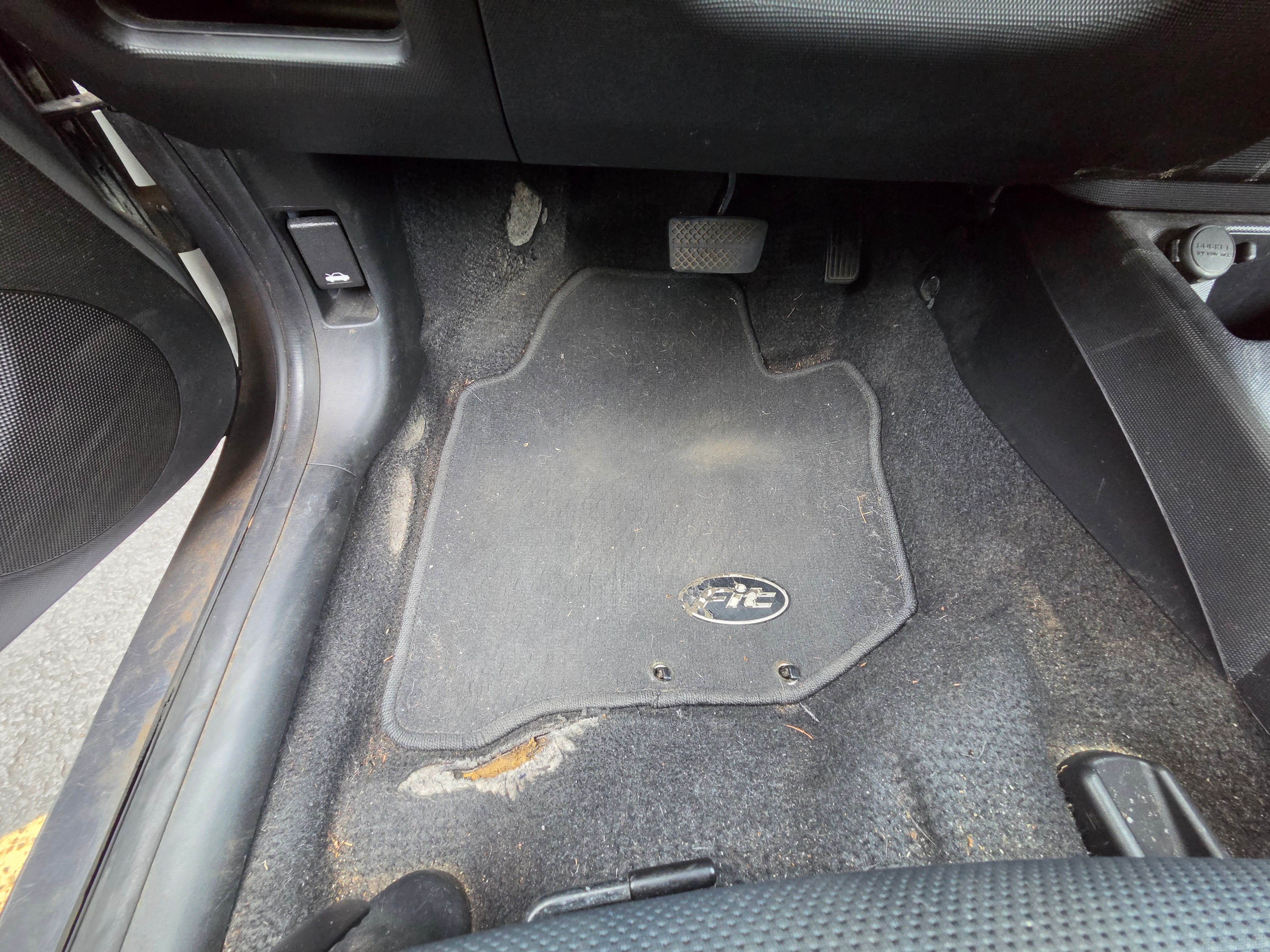 Used 2007 Honda Fit Sport image 21