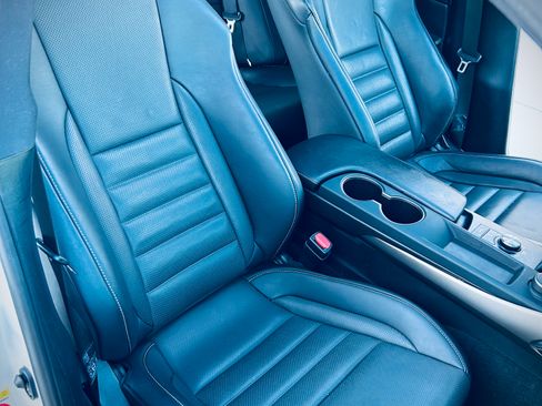 Used 2018 Lexus IS 300 F Sport w/ F Sport Package RWD image 10