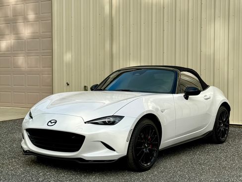 Used 2024 MAZDA MX-5 Miata Club w/ Brembo/BBS Recaro Package image 1