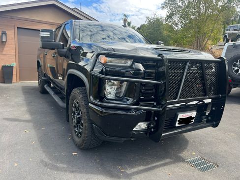 Used 2022 Chevrolet Silverado 2500 LT w/ Midnight Edition AWD/4WD image 5