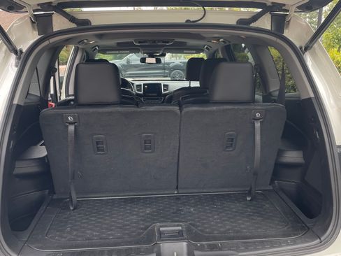 Used 2017 Honda Pilot Elite image 14