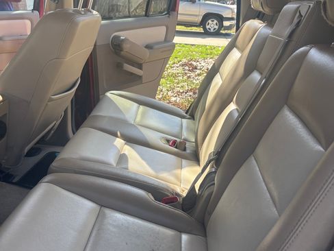 Used 2009 Ford Explorer Eddie Bauer image 15