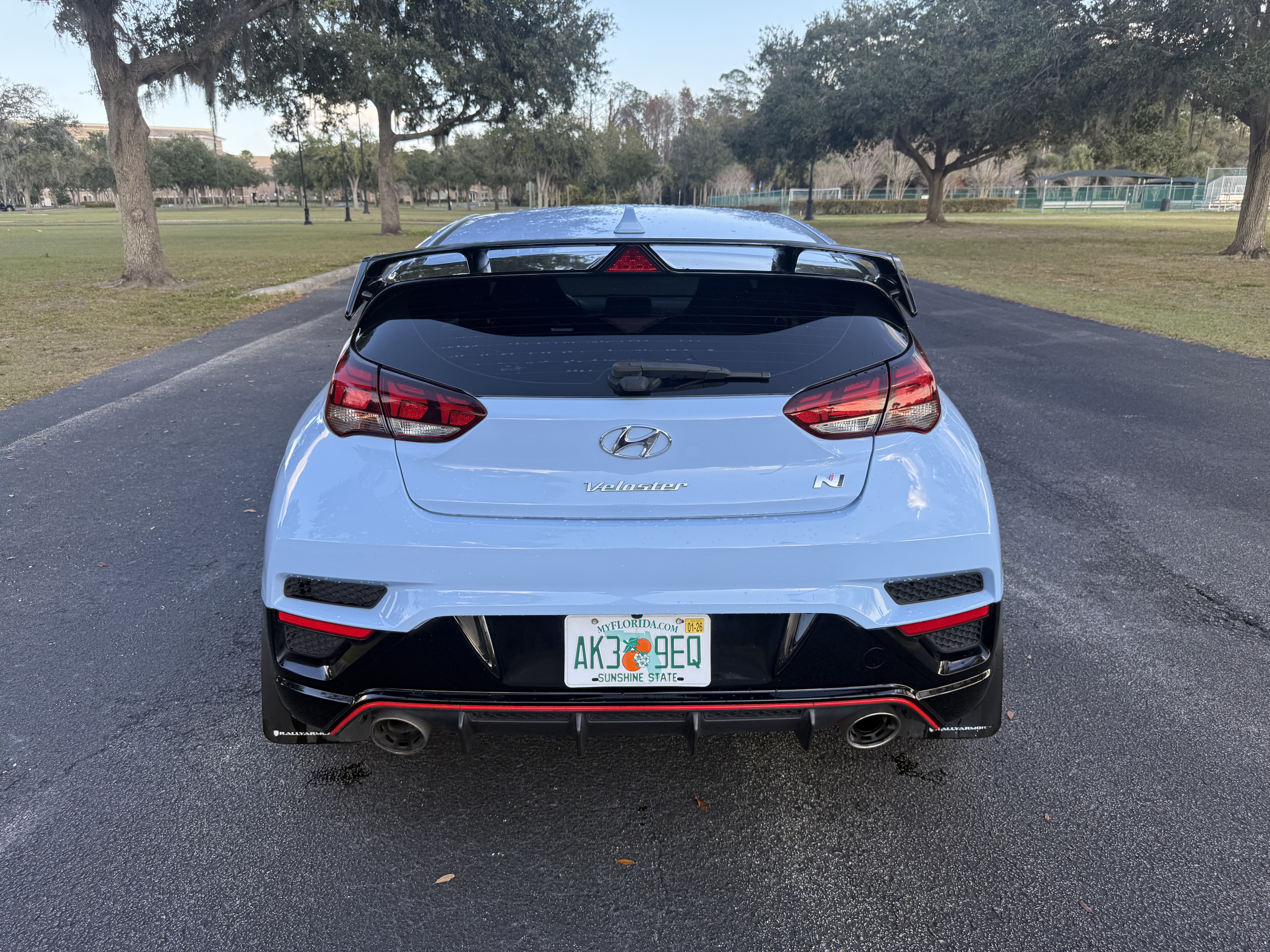 Used 2022 Hyundai Veloster N FWD image 5
