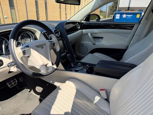 Used 2018 Bentley Flying Spur V8 AWD/4WD image 8