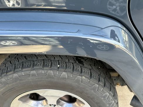 Used 2016 Jeep Wrangler Unlimited Sahara w/ Connectivity Group image 23