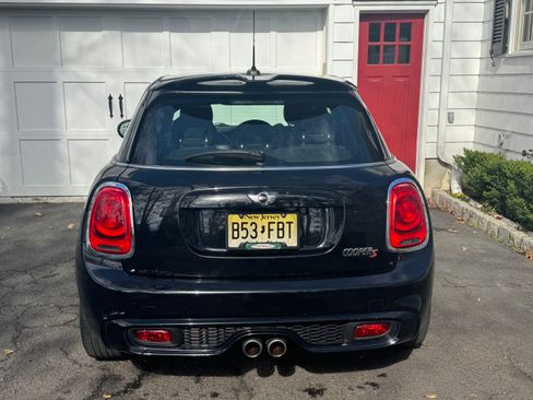 Used 2015 MINI Cooper S image 16