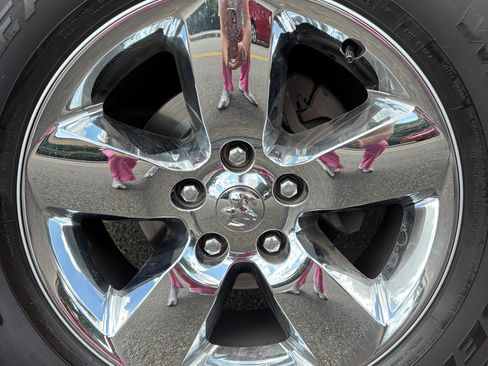 Used 2019 RAM 1500 Express w/ Express Value Package image 12