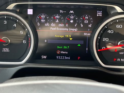 Used 2019 Chevrolet Silverado 1500 High Country w/ Technology Package image 11