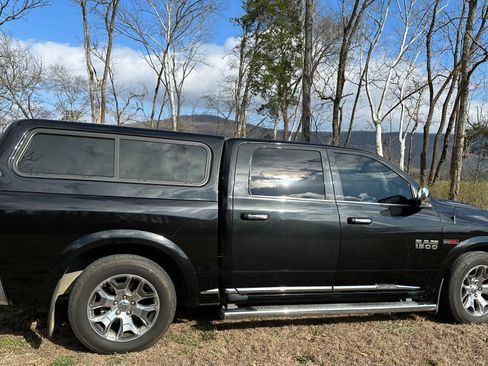 Used 2017 RAM 1500 Limited image 18