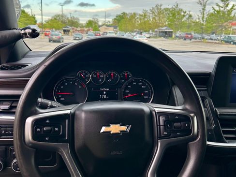 Used 2022 Chevrolet Tahoe 2WD w/ Remote Keyless Entry Package image 13