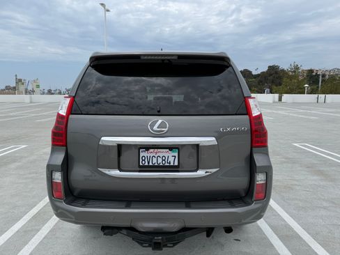 Used 2011 Lexus GX 460 Premium AWD/4WD image 8
