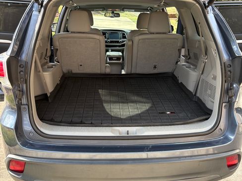 Used 2015 Toyota Highlander XLE image 13