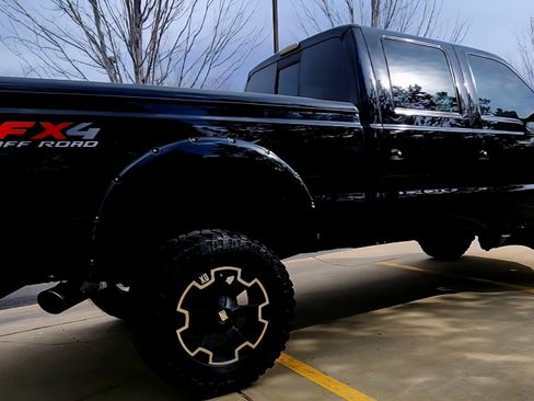 Used 2008 Ford F350 FX4 image 4