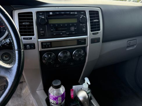 Used 2005 Toyota 4Runner Sport image 8