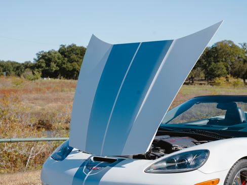 Used 2013 Chevrolet Corvette Grand Sport w/ 4LT Preferred Equipment Group image 9