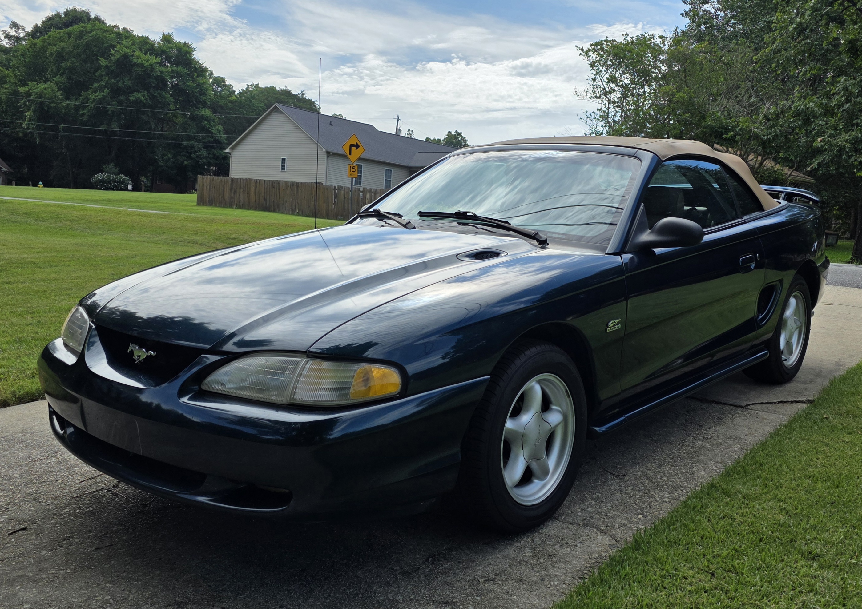 Used 1995 Ford Mustang GT RWD image 6