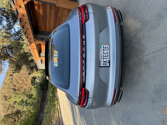 Used 2018 Porsche Panamera image 16