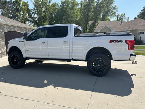 Used 2016 Ford F150 Lariat w/ Equipment Group 501A Mid image 2