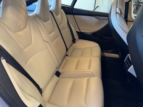 Used 2018 Tesla Model S 75D image 14