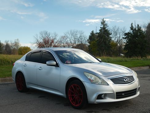 Used 2013 INFINITI G37 x Sedan w/ Premium Pkg image 1