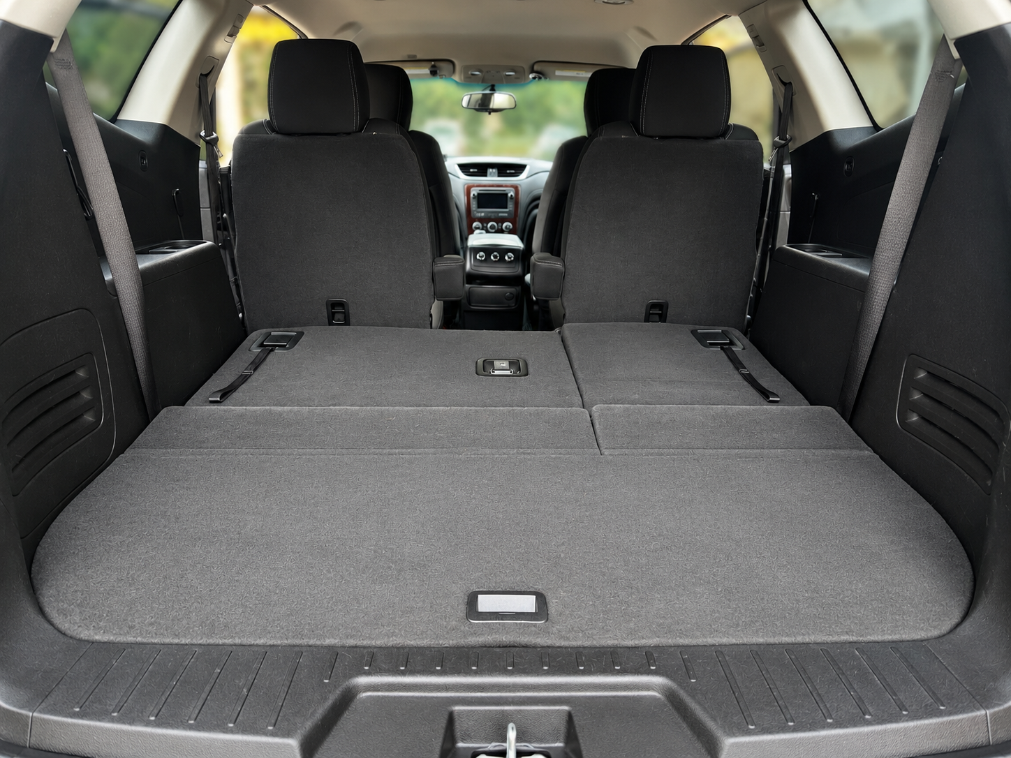 Used 2013 Chevrolet Traverse LT FWD image 18