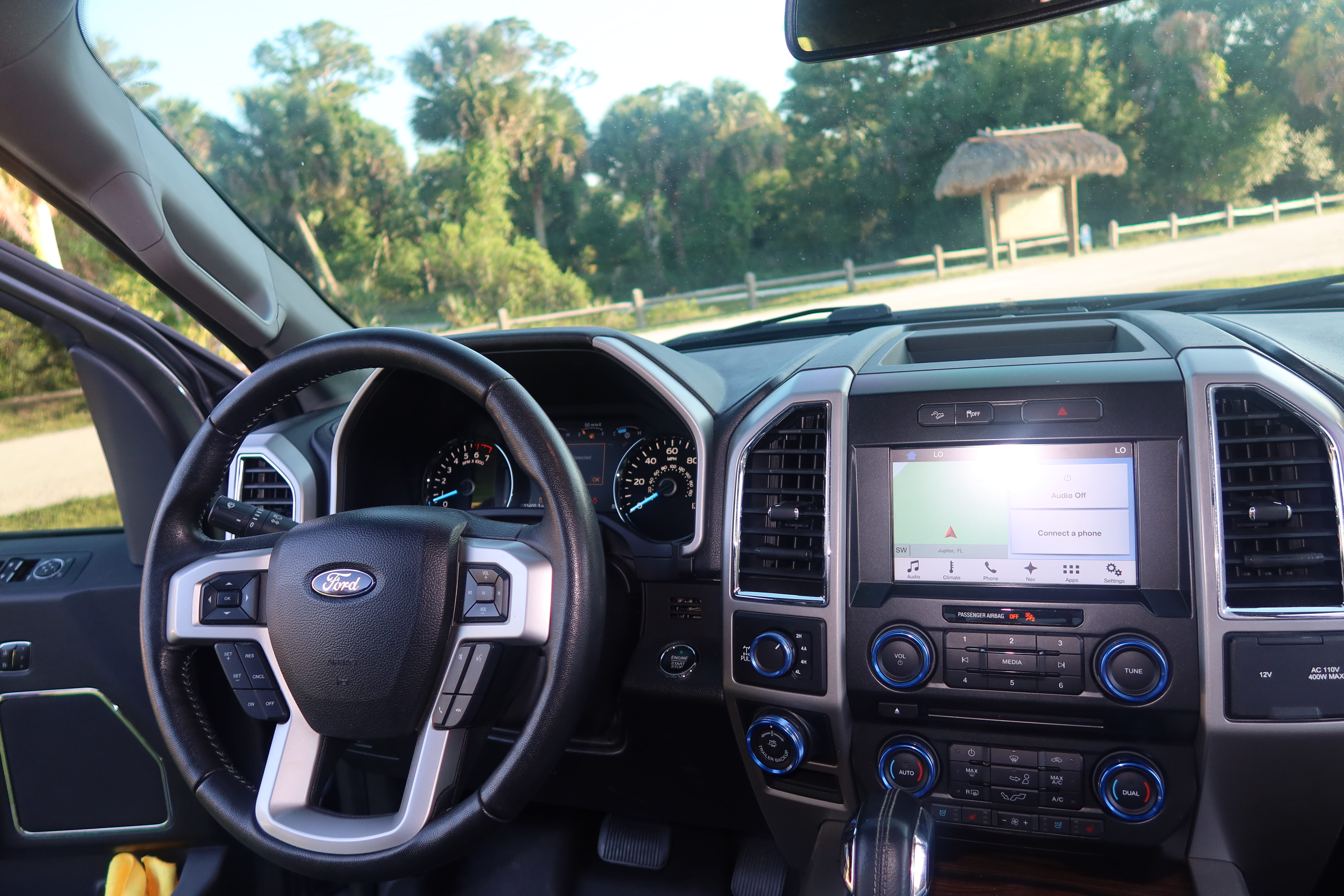 Used 2017 Ford F150 Lariat AWD/4WD image 11