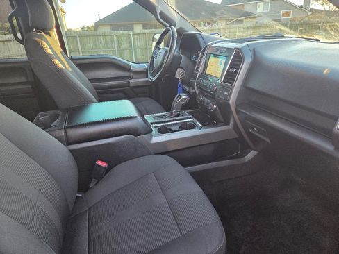 Used 2016 Ford F150 XLT w/ Equipment Group 302A Luxury image 8