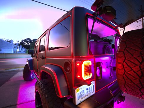 Used 2017 Jeep Wrangler Unlimited Sport w/ Connectivity Group image 20