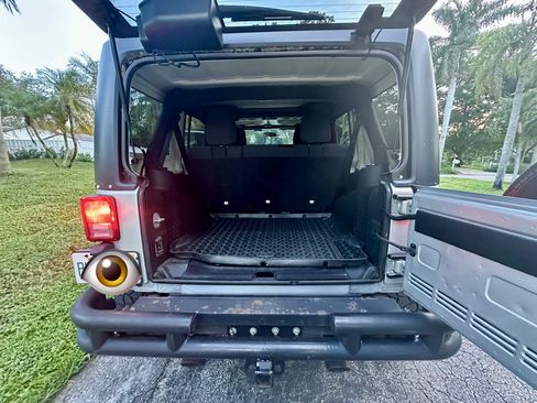 Used 2012 Jeep Wrangler Unlimited Sport AWD/4WD image 16