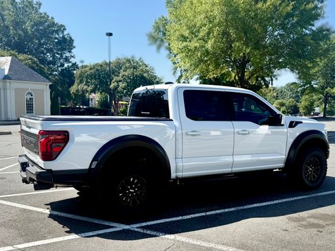 Used 2025 Ford F150 Raptor AWD/4WD image 5