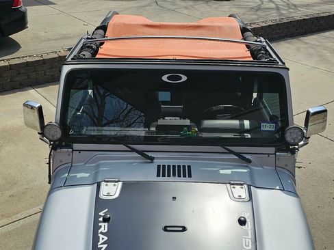 Used 2005 Jeep Wrangler Unlimited image 11