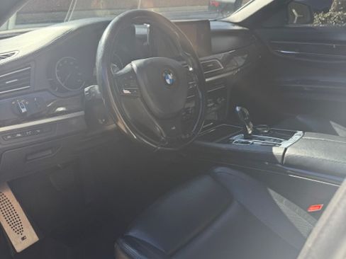 Used 2015 BMW ALPINA B7 image 9