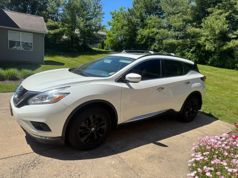 Used 2016 Nissan Murano SV w/ Premium Package AWD/4WD image 1