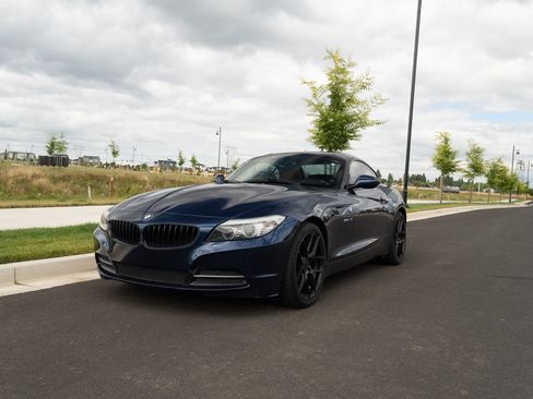 Used 2011 BMW Z4 sDrive30i RWD image 1