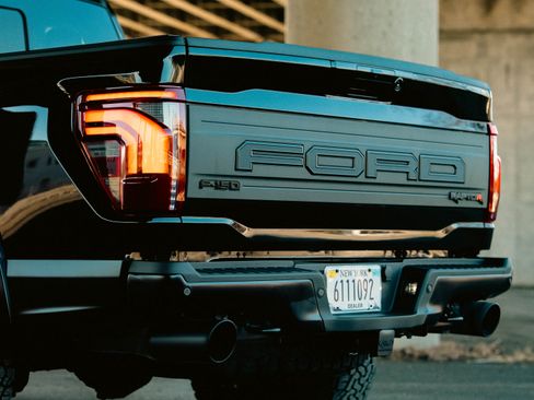 Used 2025 Ford F150 Raptor w/ Equipment Group 803A Raptor R image 4