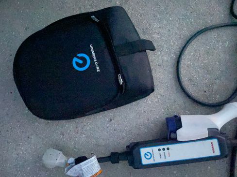 Used 2012 Nissan Leaf SL image 8