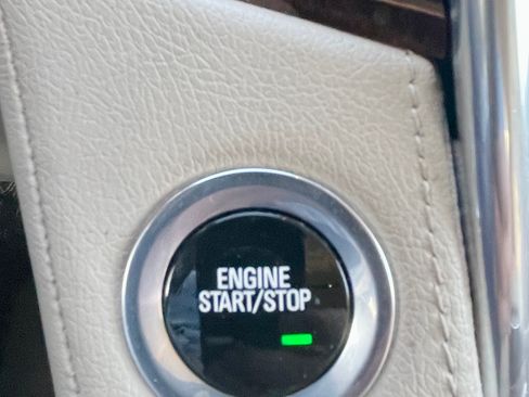 Used 2016 Cadillac Escalade Premium image 27