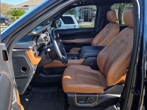 Used 2022 Ford Expedition Max Platinum image 6