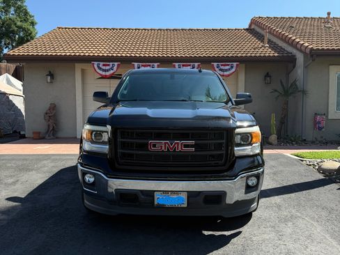 Used 2015 GMC Sierra 1500 SLE w/ SLE Value Package RWD image 4