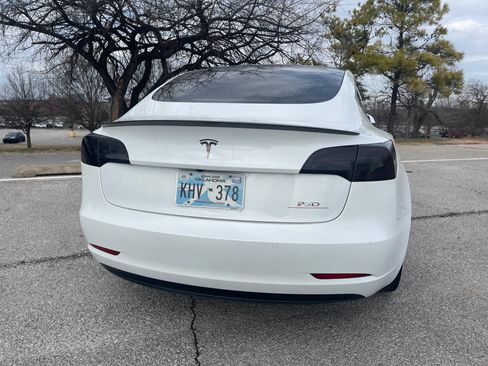 Used 2020 Tesla Model 3 Performance image 6