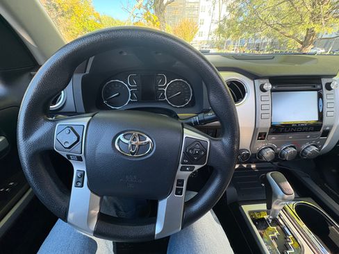 Used 2019 Toyota Tundra SR5 image 5