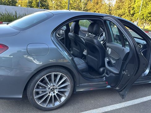 Used 2019 Mercedes-Benz C 300 Sedan image 29