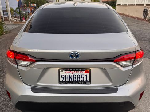 Used 2023 Toyota Corolla LE image 8