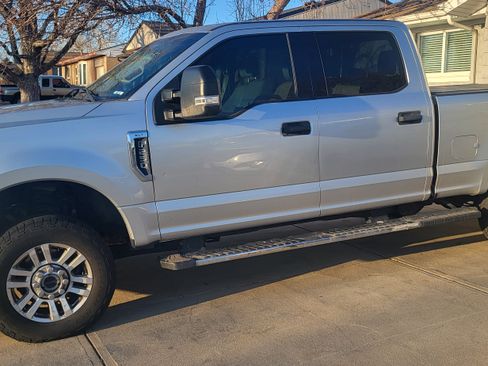 Used 2017 Ford F250 XLT image 1