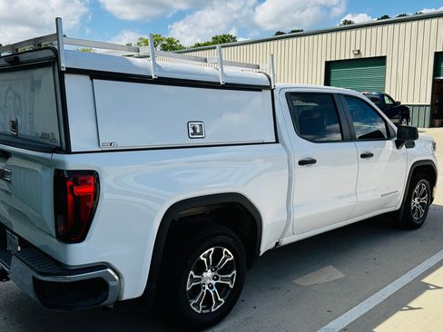 Used 2023 GMC Sierra 1500 Pro w/ Pro Value Package image 4