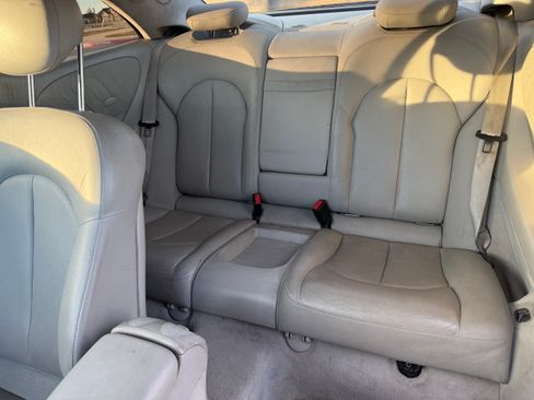 Used 2003 Mercedes-Benz CLK 320 Coupe image 15