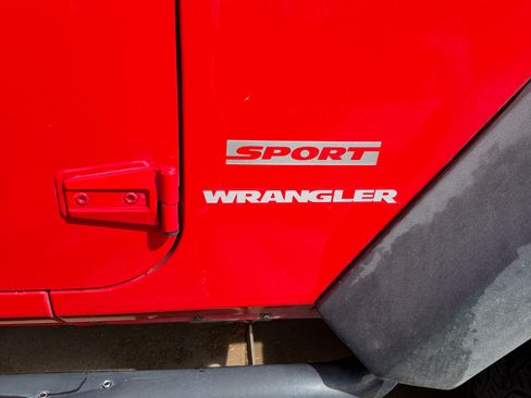 Used 2010 Jeep Wrangler Sport image 10