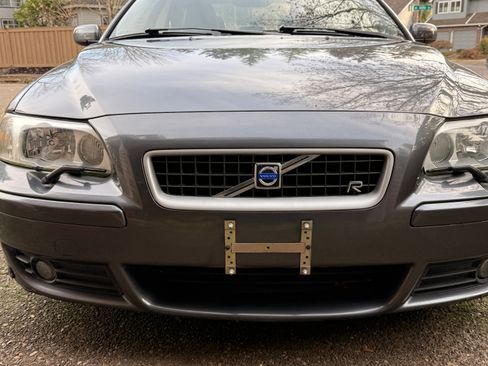 Used 2005 Volvo S60 R image 2