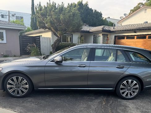 Used 2020 Mercedes-Benz E 450 4MATIC Wagon image 1